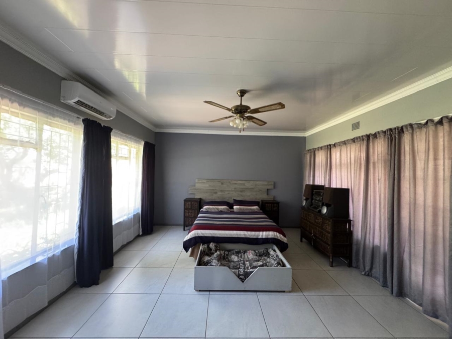 4 Bedroom Property for Sale in Barkly West Northern Cape